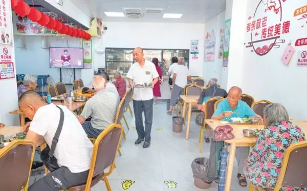 用心用情为长者办“食”事——封开升级长者饭堂打造老年幸福餐饮新标杆